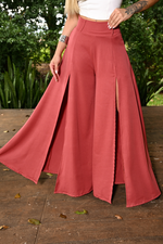 Pantalona Com Fenda Goiaba