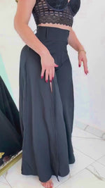 Pantalona Com Fenda Preta